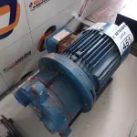 LOTE 451 - 01 BOMBA D’AGUA. (NO ESTADO) ATENÇÃO! FAZER A VISITAÇÃO ANTES DE ARREMATAR, NÃO SABEMOS SE FUNCIONA. LEILÃO NÃO TEM GARANTIA E NEM DEVOLUÇÃO, SUJEITO A POSSÍVEIS AVARIAS VISÍVEIS/OCULTAS E/OU AUSÊNCIA DE COMPONENTES.