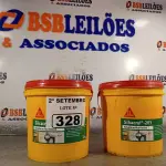 LOTE 328 - 02 BALDES DE SIKACRYL-203, SELANTE ACRÍLICO FLEXÍVEL 5KG. (NO ESTADO) ATENÇÃO! FAZER A VISITAÇÃO ANTES DE ARREMATAR, NÃO SABEMOS SE FUNCIONA. LEILÃO NÃO TEM GARANTIA E NEM DEVOLUÇÃO, SUJEITO A POSSÍVEIS AVARIAS VISÍVEIS/OCULTAS E/OU AUSÊNCIA DE COMPONENTES.