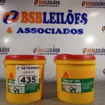 LOTE 435 - 02 BALDES DE SIKACRYL-203, SELANTE ACRÍLICO FLEXÍVEL 5KG. (NO ESTADO) ATENÇÃO! FAZER A VISITAÇÃO ANTES DE ARREMATAR, NÃO SABEMOS SE FUNCIONA. LEILÃO NÃO TEM GARANTIA E NEM DEVOLUÇÃO, SUJEITO A POSSÍVEIS AVARIAS VISÍVEIS/OCULTAS E/OU AUSÊNCIA DE COMPONENTES.