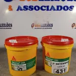 LOTE 431 - 02 BALDES DE SIKACRYL-203, SELANTE ACRÍLICO FLEXÍVEL 5KG. (NO ESTADO) ATENÇÃO! FAZER A VISITAÇÃO ANTES DE ARREMATAR, NÃO SABEMOS SE FUNCIONA. LEILÃO NÃO TEM GARANTIA E NEM DEVOLUÇÃO, SUJEITO A POSSÍVEIS AVARIAS VISÍVEIS/OCULTAS E/OU AUSÊNCIA DE COMPONENTES.
