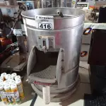 LOTE 416 - 01 DESCASCADOR DE BATATAS INDUSTRIAL. (NO ESTADO) ATENÇÃO! FAZER A VISITAÇÃO ANTES DE ARREMATAR, NÃO SABEMOS SE FUNCIONA. LEILÃO NÃO TEM GARANTIA E NEM DEVOLUÇÃO, SUJEITO A POSSÍVEIS AVARIAS VISÍVEIS/OCULTAS E/OU AUSÊNCIA DE COMPONENTES.