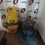 LOTE 547 - 01 ENCERADEIRA INDUSTRIAL E 01 SUCATA DE LAVADORA DE ALTA PRESSÃO. (NO ESTADO) ATENÇÃO! FAZER A VISITAÇÃO ANTES DE ARREMATAR, NÃO SABEMOS SE FUNCIONA. LEILÃO NÃO TEM GARANTIA E NEM DEVOLUÇÃO, SUJEITO A POSSÍVEIS AVARIAS VISÍVEIS/OCULTAS E/OU AUSÊNCIA DE COMPONENTES.