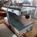 LOTE 426 - 01 CORTADOR DE FRIOS. (NO ESTADO) ATENÇÃO! FAZER A VISITAÇÃO ANTES DE ARREMATAR, NÃO SABEMOS SE FUNCIONA. LEILÃO NÃO TEM GARANTIA E NEM DEVOLUÇÃO, SUJEITO A POSSÍVEIS AVARIAS VISÍVEIS/OCULTAS E/OU AUSÊNCIA DE COMPONENTES.