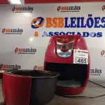 LOTE 465 - 01 AIR FRY MARCA BRITÂNIA 220V. (NO ESTADO) ATENÇÃO! FAZER A VISITAÇÃO ANTES DE ARREMATAR, NÃO SABEMOS SE FUNCIONA. LEILÃO NÃO TEM GARANTIA E NEM DEVOLUÇÃO, SUJEITO A POSSÍVEIS AVARIAS VISÍVEIS/OCULTAS E/OU AUSÊNCIA DE COMPONENTES.