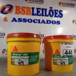 LOTE 446 - 02 BALDES DE SIKACRYL-203, SELANTE ACRÍLICO FLEXÍVEL 5KG. (NO ESTADO) ATENÇÃO! FAZER A VISITAÇÃO ANTES DE ARREMATAR, NÃO SABEMOS SE FUNCIONA. LEILÃO NÃO TEM GARANTIA E NEM DEVOLUÇÃO, SUJEITO A POSSÍVEIS AVARIAS VISÍVEIS/OCULTAS E/OU AUSÊNCIA DE COMPONENTES.