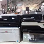 LOTE 420 - 10 IMPRESSORAS MARCAS E MODELOS DIVERSOS PARA RETIRADA DE PEÇAS. (NO ESTADO) ATENÇÃO! FAZER A VISITAÇÃO ANTES DE ARREMATAR, NÃO SABEMOS SE FUNCIONA. LEILÃO NÃO TEM GARANTIA E NEM DEVOLUÇÃO, SUJEITO A POSSÍVEIS AVARIAS VISÍVEIS/OCULTAS E/OU AUSÊNCIA DE COMPONENTES.