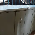 LOTE 491 - 01 ARMÁRIO BAIXO EM AÇO COM 04 PORTAS. (NO ESTADO) ATENÇÃO! FAZER A VISITAÇÃO ANTES DE ARREMATAR, NÃO SABEMOS SE FUNCIONA. LEILÃO NÃO TEM GARANTIA E NEM DEVOLUÇÃO, SUJEITO A POSSÍVEIS AVARIAS VISÍVEIS/OCULTAS E/OU AUSÊNCIA DE COMPONENTES.