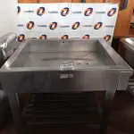 LOTE 556 - 01 BANHO MARIA EM AÇO INOX. (NO ESTADO) ATENÇÃO! FAZER A VISITAÇÃO ANTES DE ARREMATAR, NÃO SABEMOS SE FUNCIONA. LEILÃO NÃO TEM GARANTIA E NEM DEVOLUÇÃO, SUJEITO A POSSÍVEIS AVARIAS VISÍVEIS/OCULTAS E/OU AUSÊNCIA DE COMPONENTES.