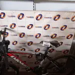 LOTE 560 - 01 BICICLETA ARO 26. (NO ESTADO) ATENÇÃO! FAZER A VISITAÇÃO ANTES DE ARREMATAR, NÃO SABEMOS SE FUNCIONA. LEILÃO NÃO TEM GARANTIA E NEM DEVOLUÇÃO, SUJEITO A POSSÍVEIS AVARIAS VISÍVEIS/OCULTAS E/OU AUSÊNCIA DE COMPONENTES.