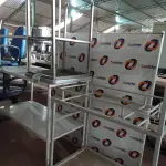 LOTE 527 - 01 CARRINHO COM RODINHAS E 03 MESAS MARCAS E MODELOS DIVERSOS. (NO ESTADO) ATENÇÃO! FAZER A VISITAÇÃO ANTES DE ARREMATAR, NÃO SABEMOS SE FUNCIONA. LEILÃO NÃO TEM GARANTIA E NEM DEVOLUÇÃO, SUJEITO A POSSÍVEIS AVARIAS VISÍVEIS/OCULTAS E/OU AUSÊNCIA DE COMPONENTES.
