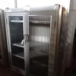 LOTE 544 - 01 ARMÁRIO EM AÇO COM AVARIAS. (NO ESTADO) ATENÇÃO! FAZER A VISITAÇÃO ANTES DE ARREMATAR, NÃO SABEMOS SE FUNCIONA. LEILÃO NÃO TEM GARANTIA E NEM DEVOLUÇÃO, SUJEITO A POSSÍVEIS AVARIAS VISÍVEIS/OCULTAS E/OU AUSÊNCIA DE COMPONENTES.