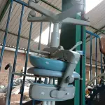 LOTE 487 - 02 BANQUETAS PARA CADEIRA DE DENTISTA E 01 SUCATA DE CADEIRA DE RODAS. (NO ESTADO) ATENÇÃO! FAZER A VISITAÇÃO ANTES DE ARREMATAR, NÃO SABEMOS SE FUNCIONA. LEILÃO NÃO TEM GARANTIA E NEM DEVOLUÇÃO, SUJEITO A POSSÍVEIS AVARIAS VISÍVEIS/OCULTAS E/OU AUSÊNCIA DE COMPONENTES.