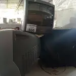 LOTE 506 - 03 TV’S DE TUBO MARCAS E MODELOS DIVERSOS. (NO ESTADO) ATENÇÃO! FAZER A VISITAÇÃO ANTES DE ARREMATAR, NÃO SABEMOS SE FUNCIONA. LEILÃO NÃO TEM GARANTIA E NEM DEVOLUÇÃO, SUJEITO A POSSÍVEIS AVARIAS VISÍVEIS/OCULTAS E/OU AUSÊNCIA DE COMPONENTES.