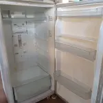 LOTE 589 - 01 GELADEIRA FROST FREE MARCA BRASTEMP 220V. (NO ESTADO) ATENÇÃO! FAZER A VISITAÇÃO ANTES DE ARREMATAR, NÃO SABEMOS SE FUNCIONA. LEILÃO NÃO TEM GARANTIA E NEM DEVOLUÇÃO, SUJEITO A POSSÍVEIS AVARIAS VISÍVEIS/OCULTAS E/OU AUSÊNCIA DE COMPONENTES.