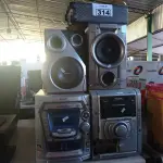 LOTE 314 - 01 LOTE COM VÁRIOS APARELHOS DE SOM MARCAS E MODELOS DIVERSOS. (NO ESTADO) ATENÇÃO! FAZER A VISITAÇÃO ANTES DE ARREMATAR, NÃO SABEMOS SE FUNCIONA. LEILÃO NÃO TEM GARANTIA E NEM DEVOLUÇÃO, SUJEITO A POSSÍVEIS AVARIAS VISÍVEIS/OCULTAS E/OU AUSÊNCIA DE COMPONENTES.