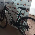 LOTE 520 - 01 BICICLETA ARO 29. (NO ESTADO) ATENÇÃO! FAZER A VISITAÇÃO ANTES DE ARREMATAR, NÃO SABEMOS SE FUNCIONA. LEILÃO NÃO TEM GARANTIA E NEM DEVOLUÇÃO, SUJEITO A POSSÍVEIS AVARIAS VISÍVEIS/OCULTAS E/OU AUSÊNCIA DE COMPONENTES.