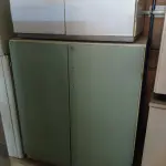 LOTE 352 - 03 ARMÁRIOS BAIXOS COM 02 PORTAS. (NO ESTADO) ATENÇÃO! FAZER A VISITAÇÃO ANTES DE ARREMATAR, NÃO SABEMOS SE FUNCIONA. LEILÃO NÃO TEM GARANTIA E NEM DEVOLUÇÃO, SUJEITO A POSSÍVEIS AVARIAS VISÍVEIS/OCULTAS E/OU AUSÊNCIA DE COMPONENTES.