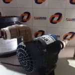 LOTE 498 - 01 MOTOR PARA BANHEIRA DE HIDROMASSAGEM. (NO ESTADO) ATENÇÃO! FAZER A VISITAÇÃO ANTES DE ARREMATAR, NÃO SABEMOS SE FUNCIONA. LEILÃO NÃO TEM GARANTIA E NEM DEVOLUÇÃO, SUJEITO A POSSÍVEIS AVARIAS VISÍVEIS/OCULTAS E/OU AUSÊNCIA DE COMPONENTES.