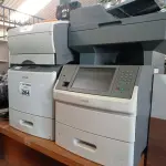 LOTE 264 - 03 IMPRESSORAS MARCAS LEXMARK SENDO 01 MULTIFUNCIONAL MODELO X656-DE. (NO ESTADO) ATENÇÃO! FAZER A VISITAÇÃO ANTES DE ARREMATAR, NÃO SABEMOS SE FUNCIONA. LEILÃO NÃO TEM GARANTIA E NEM DEVOLUÇÃO, SUJEITO A POSSÍVEIS AVARIAS VISÍVEIS/OCULTAS E/OU AUSÊNCIA DE COMPONENTES.