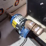 LOTE 498 - 01 MOTOR PARA BANHEIRA DE HIDROMASSAGEM. (NO ESTADO) ATENÇÃO! FAZER A VISITAÇÃO ANTES DE ARREMATAR, NÃO SABEMOS SE FUNCIONA. LEILÃO NÃO TEM GARANTIA E NEM DEVOLUÇÃO, SUJEITO A POSSÍVEIS AVARIAS VISÍVEIS/OCULTAS E/OU AUSÊNCIA DE COMPONENTES.