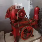 LOTE 572 - 01 BOMBA CARNEIRO 1.5HP 220/380V. (NO ESTADO) ATENÇÃO! FAZER A VISITAÇÃO ANTES DE ARREMATAR, NÃO SABEMOS SE FUNCIONA. LEILÃO NÃO TEM GARANTIA E NEM DEVOLUÇÃO, SUJEITO A POSSÍVEIS AVARIAS VISÍVEIS/OCULTAS E/OU AUSÊNCIA DE COMPONENTES.