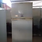 LOTE 589 - 01 GELADEIRA FROST FREE MARCA BRASTEMP 220V. (NO ESTADO) ATENÇÃO! FAZER A VISITAÇÃO ANTES DE ARREMATAR, NÃO SABEMOS SE FUNCIONA. LEILÃO NÃO TEM GARANTIA E NEM DEVOLUÇÃO, SUJEITO A POSSÍVEIS AVARIAS VISÍVEIS/OCULTAS E/OU AUSÊNCIA DE COMPONENTES.