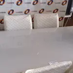 LOTE 389 - 01 MESA EM MADEIRA COM TAMPO OFF WHITE E 06 CADEIRAS ESTOFADAS. (NO ESTADO) ATENÇÃO! FAZER A VISITAÇÃO ANTES DE ARREMATAR, NÃO SABEMOS SE FUNCIONA. LEILÃO NÃO TEM GARANTIA E NEM DEVOLUÇÃO, SUJEITO A POSSÍVEIS AVARIAS VISÍVEIS/OCULTAS E/OU AUSÊNCIA DE COMPONENTES.