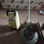 LOTE 508 - 01 ENCERADEIRA INDUSTRIAL E 01 SUCATA DE LAVADORA DE ALTA PRESSÃO. (NO ESTADO) ATENÇÃO! FAZER A VISITAÇÃO ANTES DE ARREMATAR, NÃO SABEMOS SE FUNCIONA. LEILÃO NÃO TEM GARANTIA E NEM DEVOLUÇÃO, SUJEITO A POSSÍVEIS AVARIAS VISÍVEIS/OCULTAS E/OU AUSÊNCIA DE COMPONENTES.