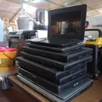 LOTE 396 - 06 NOTEBOOK’S E 02 NETBOOK’S MARCAS E MODELOS DIVERSOS PARA RETIRADA DE PEÇAS. (NO ESTADO) ATENÇÃO! FAZER A VISITAÇÃO ANTES DE ARREMATAR, NÃO SABEMOS SE FUNCIONA. LEILÃO NÃO TEM GARANTIA E NEM DEVOLUÇÃO, SUJEITO A POSSÍVEIS AVARIAS VISÍVEIS/OCULTAS E/OU AUSÊNCIA DE COMPONENTES.