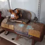 LOTE 573 - 01 COMPRESSOR DE AR INCOMPLETO. (NO ESTADO) ATENÇÃO! FAZER A VISITAÇÃO ANTES DE ARREMATAR, NÃO SABEMOS SE FUNCIONA. LEILÃO NÃO TEM GARANTIA E NEM DEVOLUÇÃO, SUJEITO A POSSÍVEIS AVARIAS VISÍVEIS/OCULTAS E/OU AUSÊNCIA DE COMPONENTES.