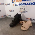 LOTE 043 - 02 – PARES DE CALÇADOS FEMININO Nº 38 (NO ESTADO, NÃO SABEMOS SE FUNCIONA. LEILÃO NÃO TEM GARANTIA E NEM DEVOLUÇÃO, SUJEITO A POSSÍVEIS AVARIAS VISÍVEIS/OCULTAS E/OU AUSÊNCIA DE COMPONENTES)