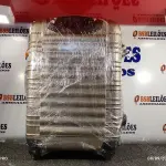LOTE 122 - 01 – MALA DE VIAGEM (NO ESTADO, NÃO SABEMOS SE FUNCIONA. LEILÃO NÃO TEM GARANTIA E NEM DEVOLUÇÃO, SUJEITO A POSSÍVEIS AVARIAS VISÍVEIS/OCULTAS E/OU AUSÊNCIA DE COMPONENTES)