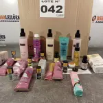 LOTE 042 - 24 – COSMÉTICOS DIVERSOS (NO ESTADO, NÃO SABEMOS SE FUNCIONA. LEILÃO NÃO TEM GARANTIA E NEM DEVOLUÇÃO, SUJEITO A POSSÍVEIS AVARIAS VISÍVEIS/OCULTAS E/OU AUSÊNCIA DE COMPONENTES)