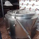 LOTE 624 - 01 PANELA INDUSTRIAL. (NO ESTADO) ATENÇÃO! FAZER A VISITAÇÃO ANTES DE ARREMATAR, NÃO SABEMOS SE FUNCIONA. LEILÃO NÃO TEM GARANTIA E NEM DEVOLUÇÃO, SUJEITO A POSSÍVEIS AVARIAS VISÍVEIS/OCULTAS E/OU AUSÊNCIA DE COMPONENTES.