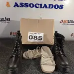 LOTE 085 - 02 – PARES DE CALÇADOS FEMININOS Nº 38 (NO ESTADO, NÃO SABEMOS SE FUNCIONA. LEILÃO NÃO TEM GARANTIA E NEM DEVOLUÇÃO, SUJEITO A POSSÍVEIS AVARIAS VISÍVEIS/OCULTAS E/OU AUSÊNCIA DE COMPONENTES)