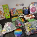 LOTE 180 - 15 – BRINQUEDOS DIVERSOS (NO ESTADO, NÃO SABEMOS SE FUNCIONA. LEILÃO NÃO TEM GARANTIA E NEM DEVOLUÇÃO, SUJEITO A POSSÍVEIS AVARIAS VISÍVEIS/OCULTAS E/OU AUSÊNCIA DE COMPONENTES)