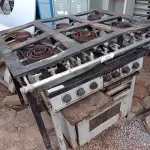 LOTE 600 - 02 FOGÕES INDUSTRIAL MARCAS E MODELOS DIVERSOS PARA RETIRADA DE PEÇAS. (NO ESTADO) ATENÇÃO! FAZER A VISITAÇÃO ANTES DE ARREMATAR, NÃO SABEMOS SE FUNCIONA. LEILÃO NÃO TEM GARANTIA E NEM DEVOLUÇÃO, SUJEITO A POSSÍVEIS AVARIAS VISÍVEIS/OCULTAS E/OU AUSÊNCIA DE COMPONENTES.