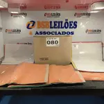LOTE 080 - 50 - PLACAS DE EVA DUBFLEX 40X60 COLORIDAS (NO ESTADO, NÃO SABEMOS SE FUNCIONA. LEILÃO NÃO TEM GARANTIA E NEM DEVOLUÇÃO, SUJEITO A POSSÍVEIS AVARIAS VISÍVEIS/OCULTAS E/OU AUSÊNCIA DE COMPONENTES)