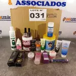 LOTE 031 - 20 – COSMÉTICOS DIVERSOS (NO ESTADO, NÃO SABEMOS SE FUNCIONA. LEILÃO NÃO TEM GARANTIA E NEM DEVOLUÇÃO, SUJEITO A POSSÍVEIS AVARIAS VISÍVEIS/OCULTAS E/OU AUSÊNCIA DE COMPONENTES)