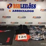 LOTE 124 - 10 – PEÇAS DE ROUPAS INFANTIL DIVERSAS (NO ESTADO, NÃO SABEMOS SE FUNCIONA. LEILÃO NÃO TEM GARANTIA E NEM DEVOLUÇÃO, SUJEITO A POSSÍVEIS AVARIAS VISÍVEIS/OCULTAS E/OU AUSÊNCIA DE COMPONENTES)
