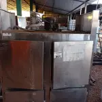LOTE 601 - 01 GELADEIRA INDUSTRIAL EM INOX. (NO ESTADO) ATENÇÃO! FAZER A VISITAÇÃO ANTES DE ARREMATAR, NÃO SABEMOS SE FUNCIONA. LEILÃO NÃO TEM GARANTIA E NEM DEVOLUÇÃO, SUJEITO A POSSÍVEIS AVARIAS VISÍVEIS/OCULTAS E/OU AUSÊNCIA DE COMPONENTES.