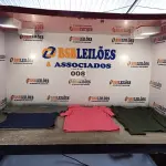 LOTE 008 - 10 – PEÇAS DE ROUPAS FEMININAS DIVERSAS (NO ESTADO, NÃO SABEMOS SE FUNCIONA. LEILÃO NÃO TEM GARANTIA E NEM DEVOLUÇÃO, SUJEITO A POSSÍVEIS AVARIAS VISÍVEIS/OCULTAS E/OU AUSÊNCIA DE COMPONENTES)