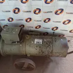 LOTE 593 - 01 MÁQUINA DE SOLDA GRANDE COM RODAS DE FERRO. (NO ESTADO) ATENÇÃO! FAZER A VISITAÇÃO ANTES DE ARREMATAR, NÃO SABEMOS SE FUNCIONA. LEILÃO NÃO TEM GARANTIA E NEM DEVOLUÇÃO, SUJEITO A POSSÍVEIS AVARIAS VISÍVEIS/OCULTAS E/OU AUSÊNCIA DE COMPONENTES.