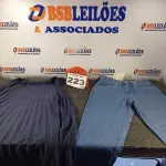 LOTE 223 - 15 – PEÇAS DE ROUPAS FEMININAS DIVERSAS (NO ESTADO, NÃO SABEMOS SE FUNCIONA. LEILÃO NÃO TEM GARANTIA E NEM DEVOLUÇÃO, SUJEITO A POSSÍVEIS AVARIAS VISÍVEIS/OCULTAS E/OU AUSÊNCIA DE COMPONENTES)