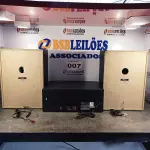 LOTE 007 - 01 - MINI SYSTEM PHILCO PHS1900BT PRETO COM BLUETOOTH 1900W DE POTÊNCIA - 127V/220V (NO ESTADO, NÃO SABEMOS SE FUNCIONA. LEILÃO NÃO TEM GARANTIA E NEM DEVOLUÇÃO, SUJEITO A POSSÍVEIS AVARIAS VISÍVEIS/OCULTAS E/OU AUSÊNCIA DE COMPONENTES)
