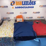 LOTE 138 - 10 – PEÇAS DE ROUPAS FEMININAS DIVERSAS (NO ESTADO, NÃO SABEMOS SE FUNCIONA. LEILÃO NÃO TEM GARANTIA E NEM DEVOLUÇÃO, SUJEITO A POSSÍVEIS AVARIAS VISÍVEIS/OCULTAS E/OU AUSÊNCIA DE COMPONENTES)