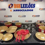 LOTE 132 - 01 - JOGO DE PANELA TRAMONTINA 15 PEÇAS (NO ESTADO, NÃO SABEMOS SE FUNCIONA. LEILÃO NÃO TEM GARANTIA E NEM DEVOLUÇÃO, SUJEITO A POSSÍVEIS AVARIAS VISÍVEIS/OCULTAS E/OU AUSÊNCIA DE COMPONENTES)