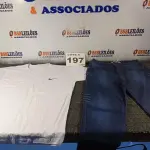 LOTE 197 - 06 – PEÇAS DE ROUPAS FEMININAS (NO ESTADO, NÃO SABEMOS SE FUNCIONA. LEILÃO NÃO TEM GARANTIA E NEM DEVOLUÇÃO, SUJEITO A POSSÍVEIS AVARIAS VISÍVEIS/OCULTAS E/OU AUSÊNCIA DE COMPONENTES)