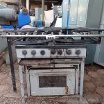 LOTE 600 - 02 FOGÕES INDUSTRIAL MARCAS E MODELOS DIVERSOS PARA RETIRADA DE PEÇAS. (NO ESTADO) ATENÇÃO! FAZER A VISITAÇÃO ANTES DE ARREMATAR, NÃO SABEMOS SE FUNCIONA. LEILÃO NÃO TEM GARANTIA E NEM DEVOLUÇÃO, SUJEITO A POSSÍVEIS AVARIAS VISÍVEIS/OCULTAS E/OU AUSÊNCIA DE COMPONENTES.