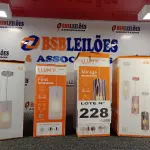 LOTE 228 - 04 - PENDENTES BRONZEARTE (NO ESTADO, NÃO SABEMOS SE FUNCIONA. LEILÃO NÃO TEM GARANTIA E NEM DEVOLUÇÃO, SUJEITO A POSSÍVEIS AVARIAS VISÍVEIS/OCULTAS E/OU AUSÊNCIA DE COMPONENTES)